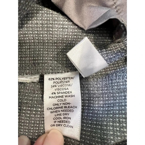 Ann Taylor loft Petite Straight Leg Pintucked Pants - Picture 6 of 6